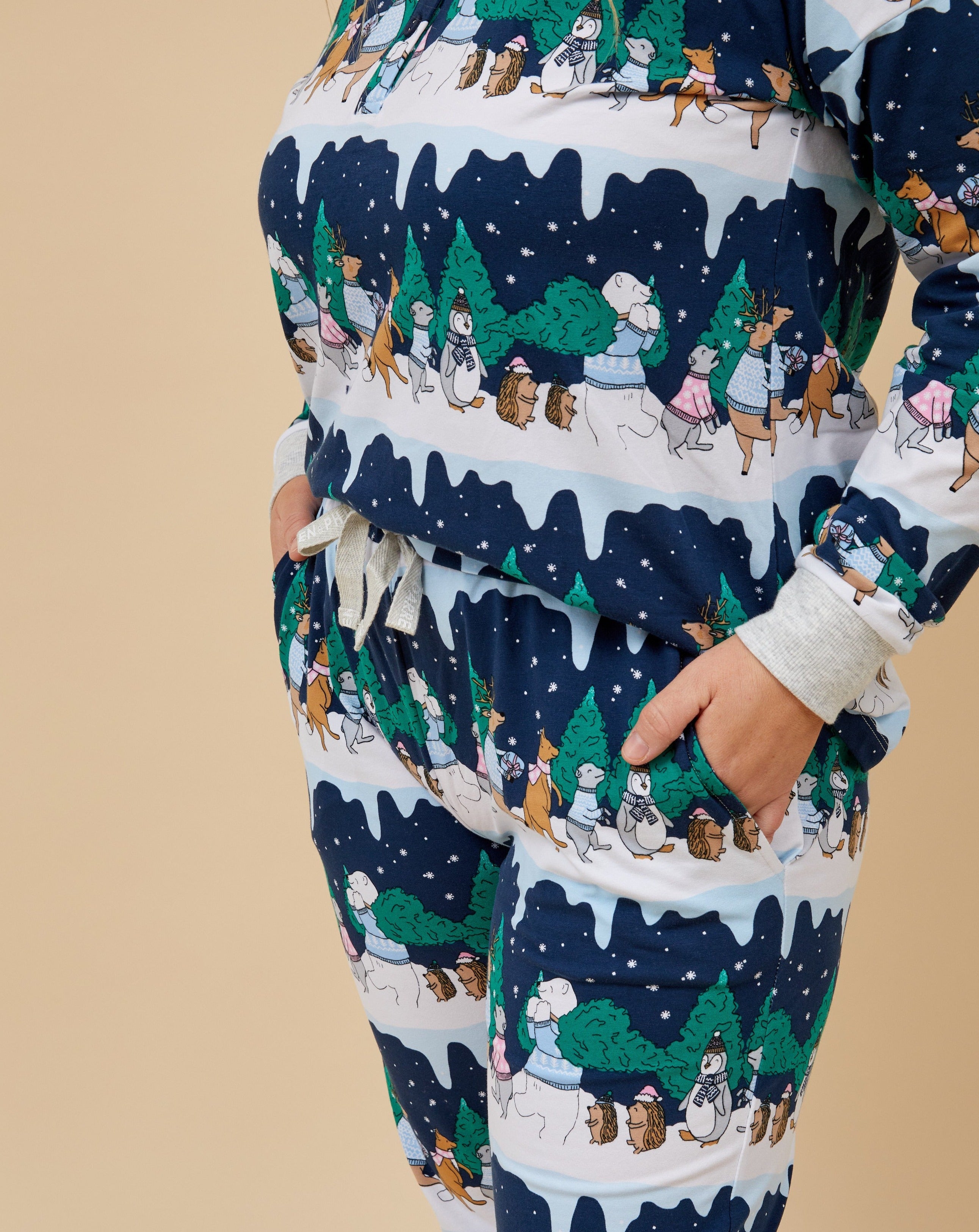 Snow Animals Womens Long Christmas Pyjamas