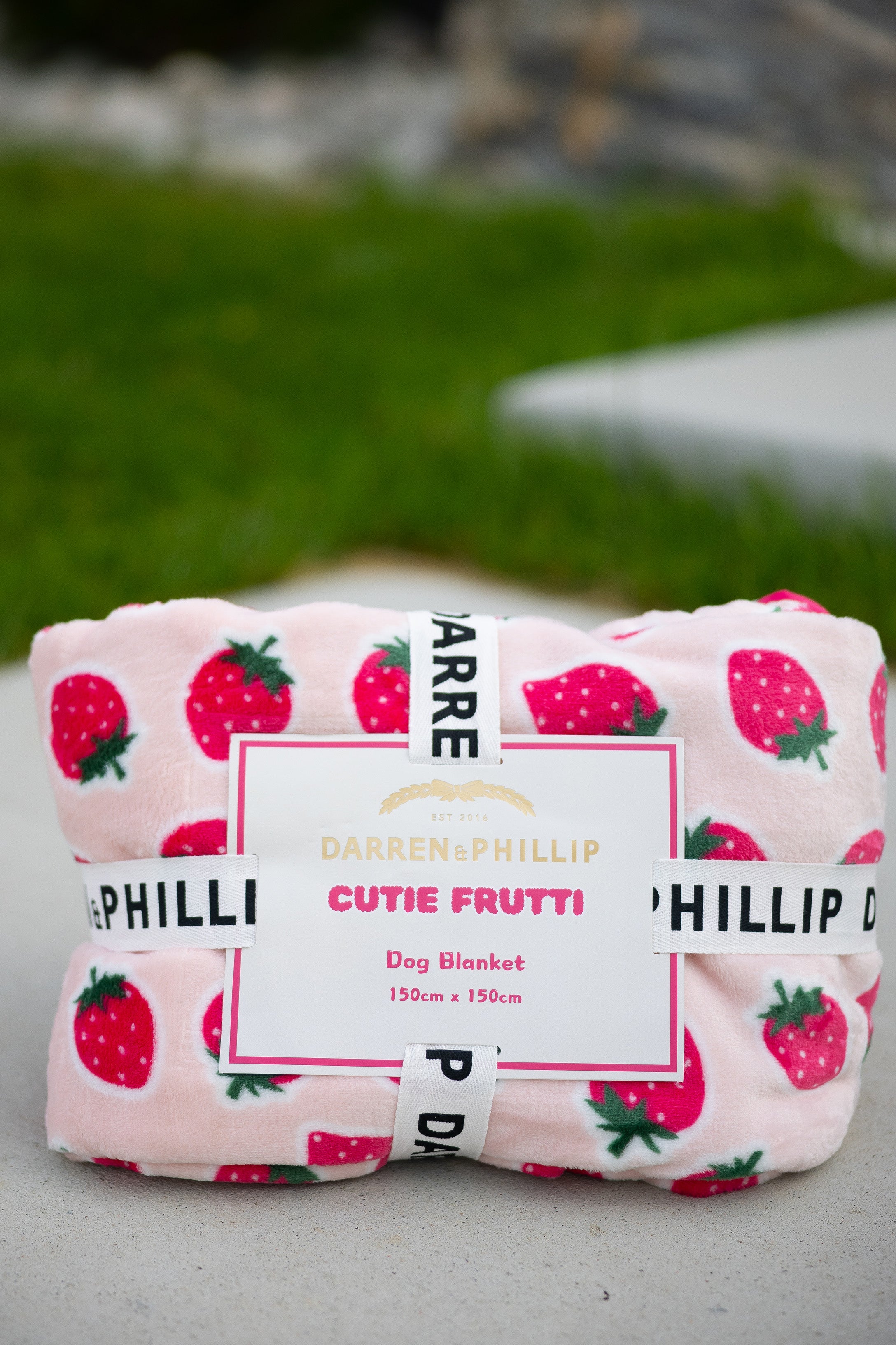 Dog Blanket | Cutie Frutti, Strawberry