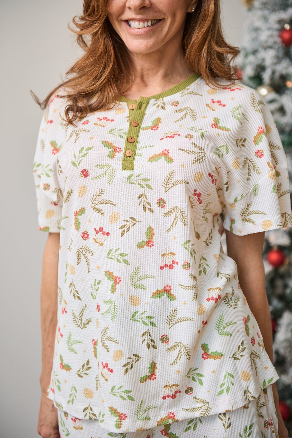 Women's Short Christmas PJs | Mistle-Toes