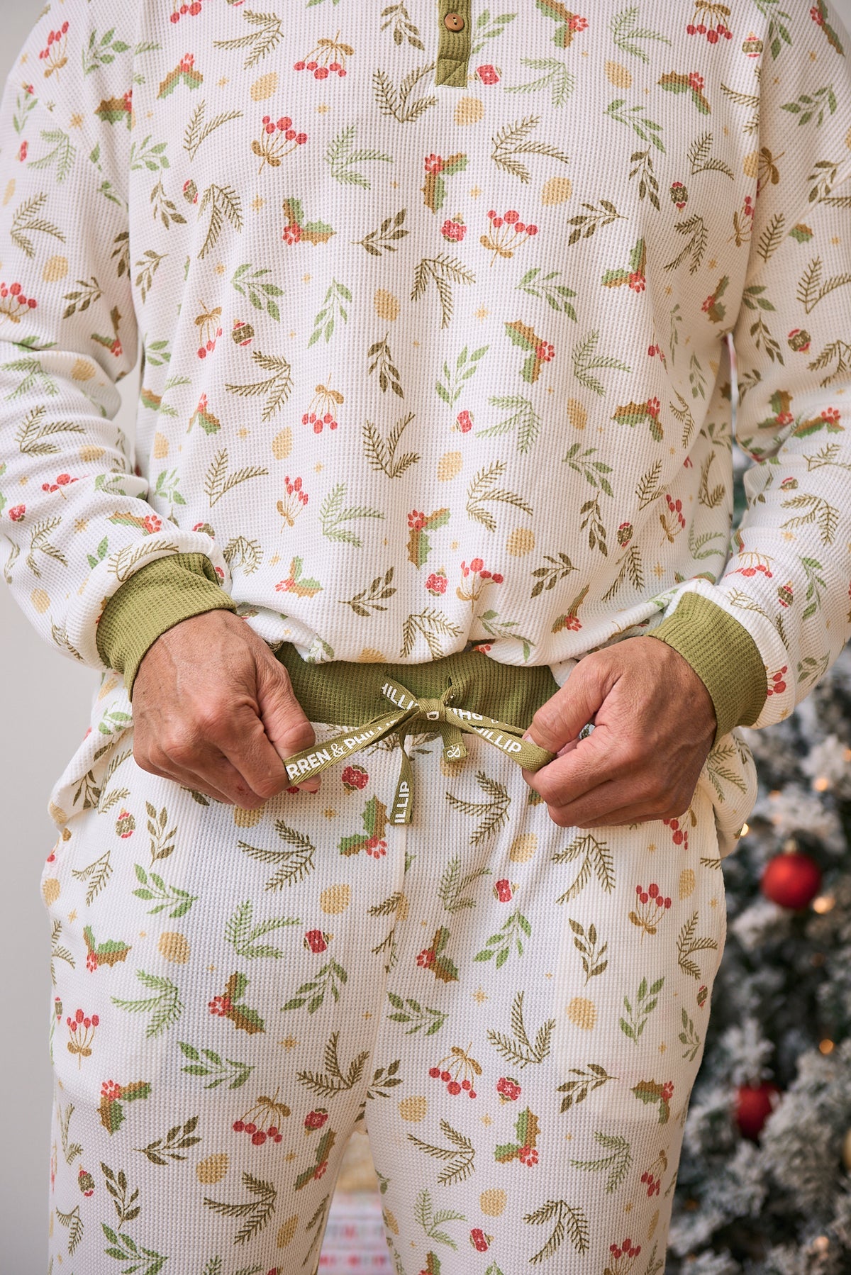 Men's Long Christmas PJs | Mistle-Toes