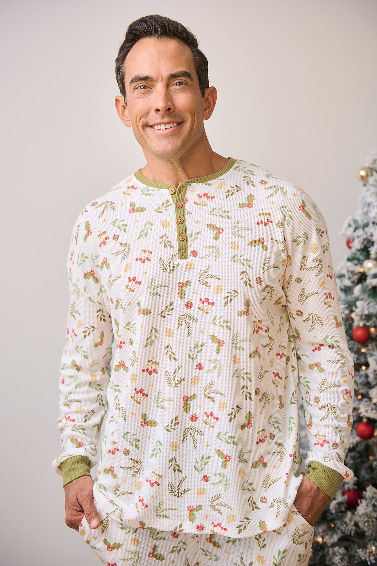 Men's Long Christmas PJs | Mistle-Toes