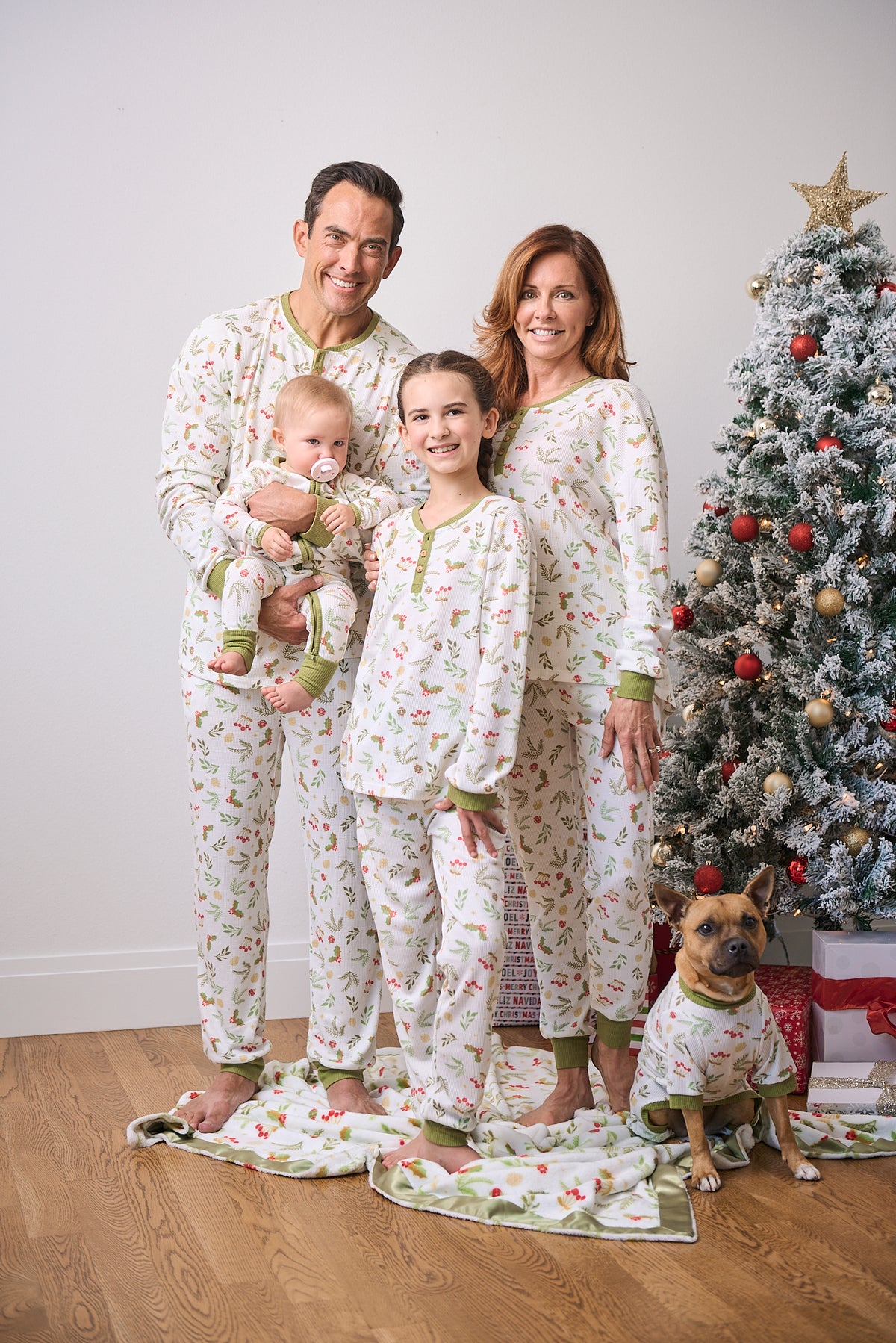 Women's Long Christmas PJs | Mistle-Toes