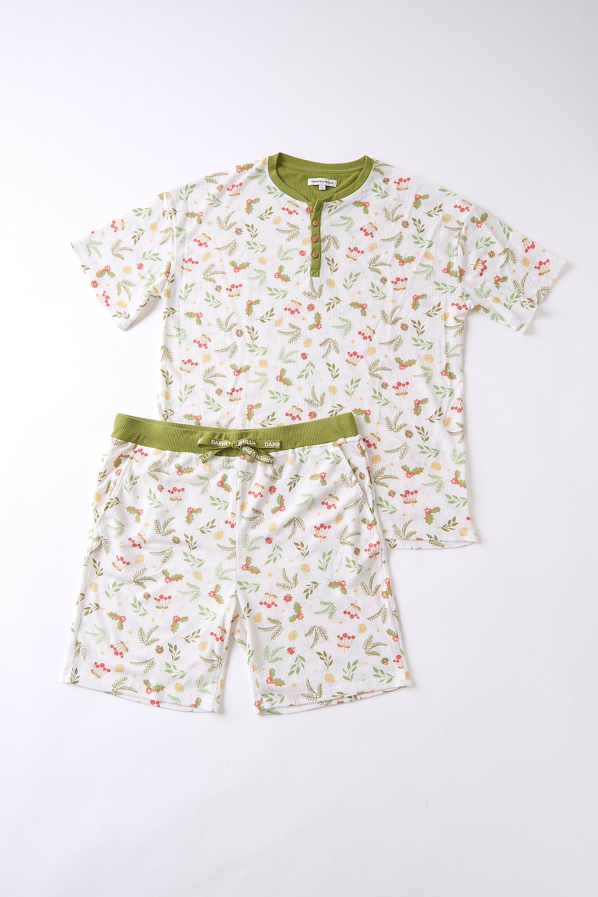 Men's Short Christmas PJs | Mistle-Toes