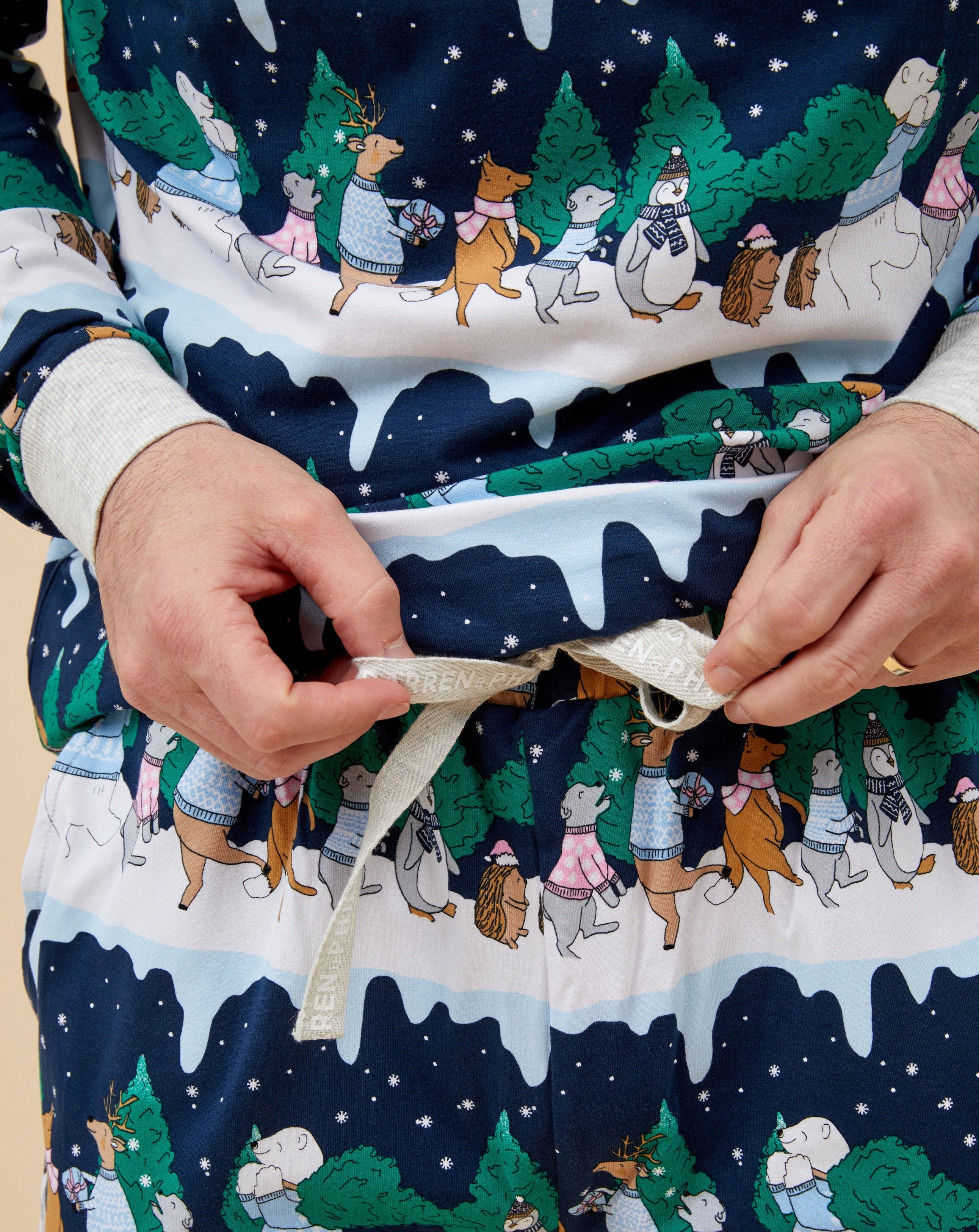 Snow Animals Men's Long Christmas Pyjamas
