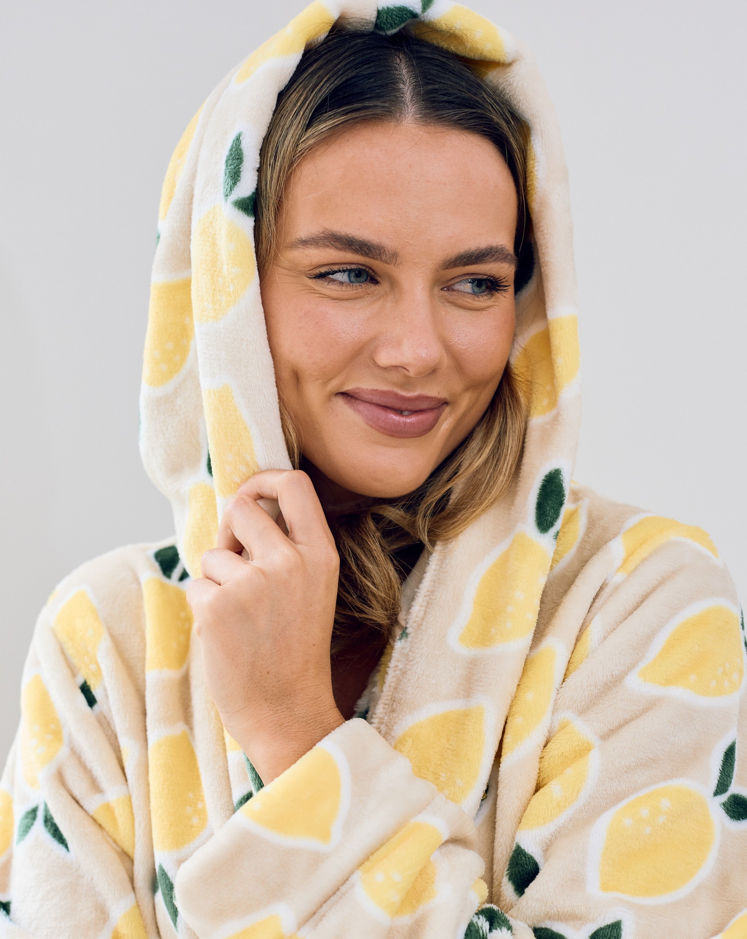 Cutie Frutti Womans Robe | Lemon