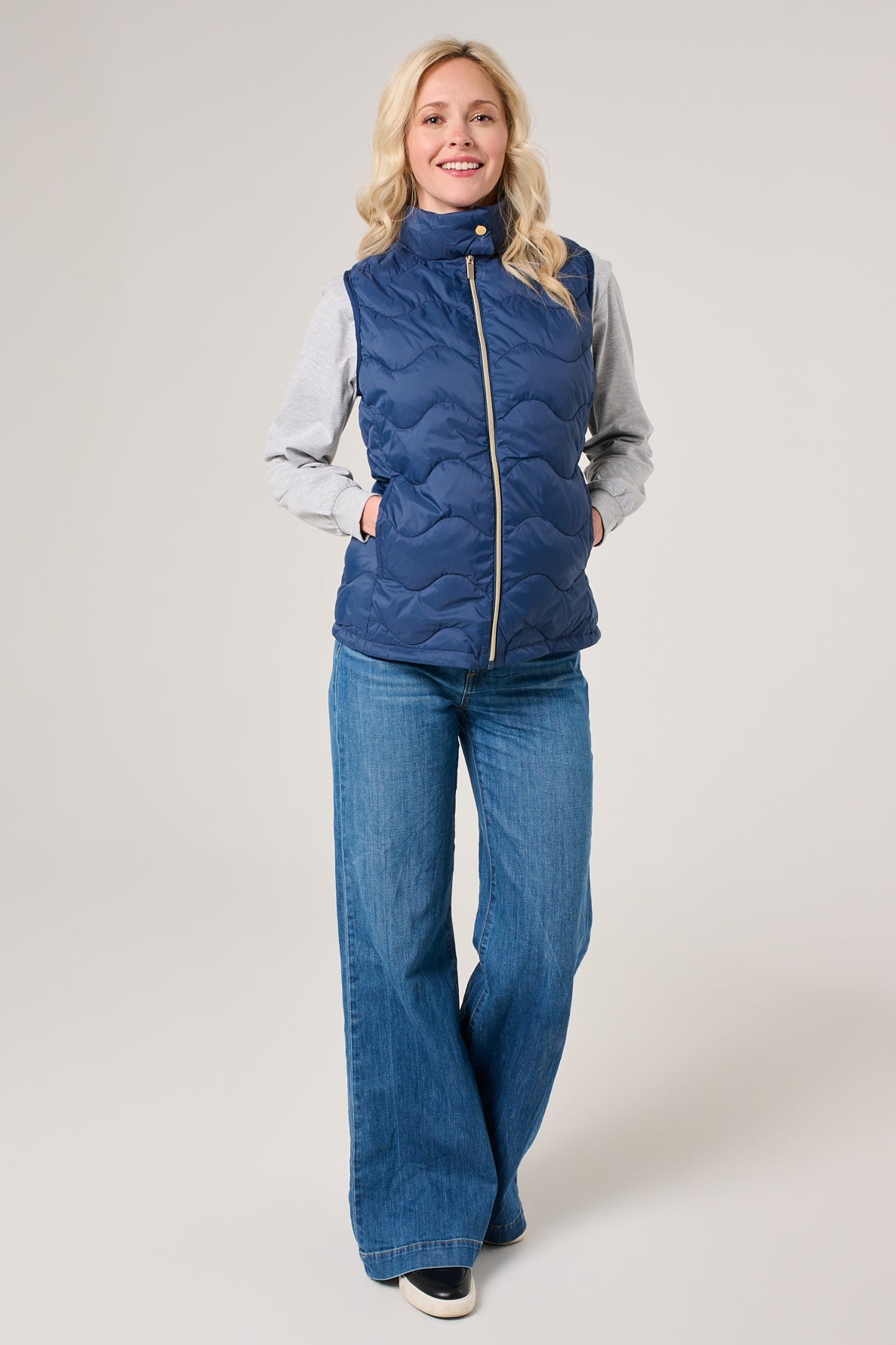 Cloud Women's Puffer Vest | Marine