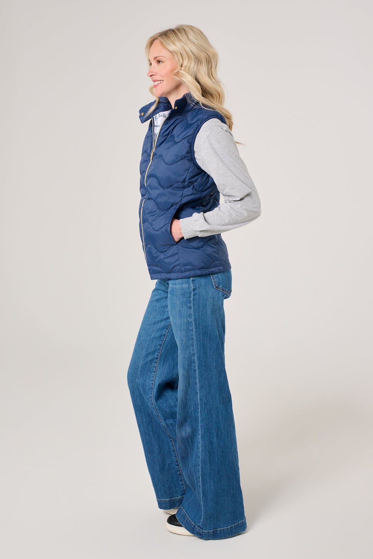 Cloud Women's Puffer Vest | Marine