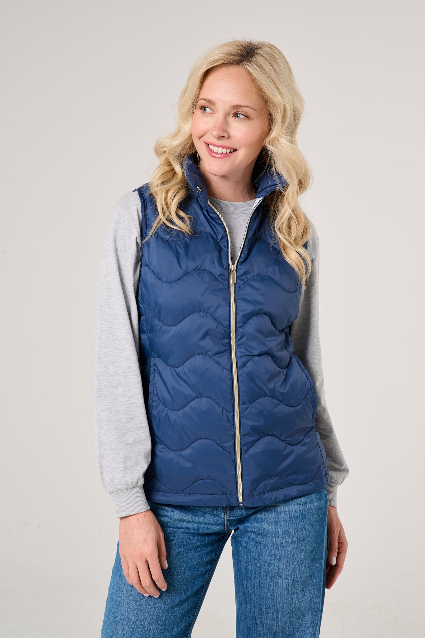 Cloud Women's Puffer Vest | Marine