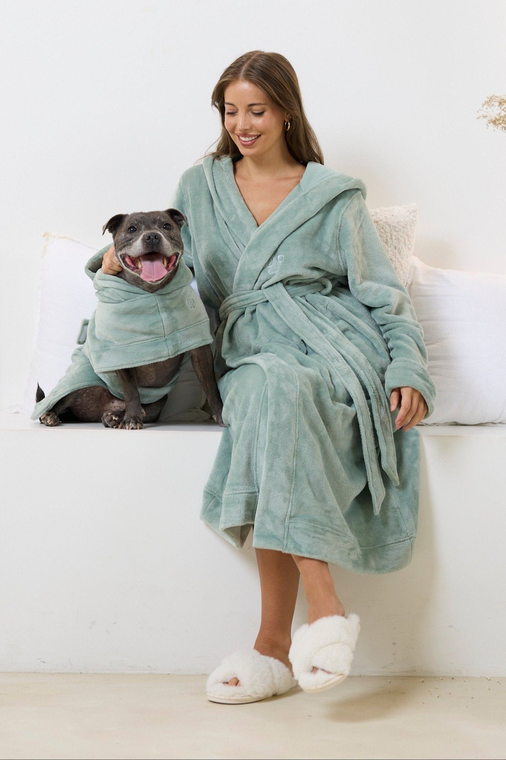 Match your dog robes Darren and Phillip.
