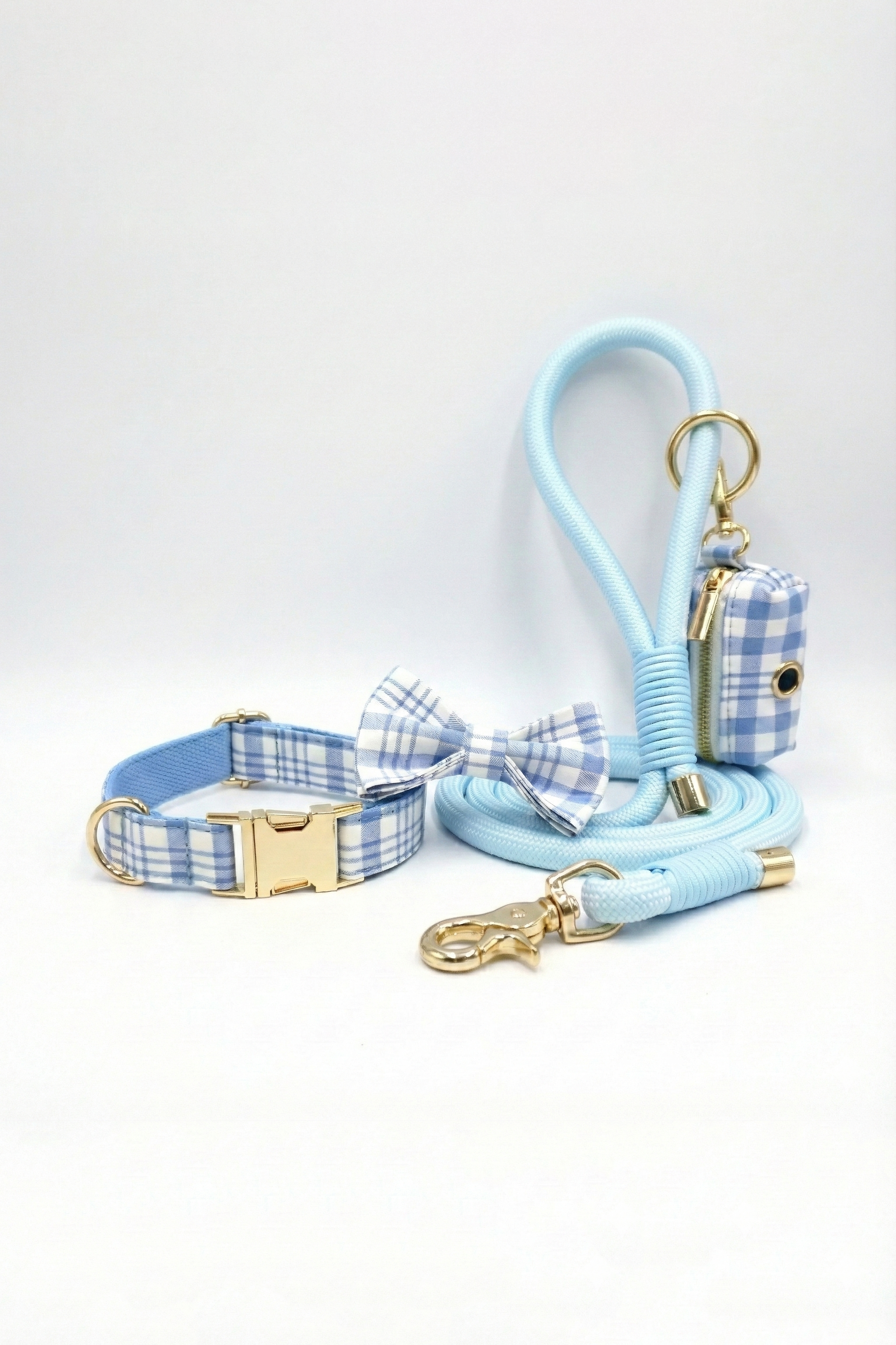 Coastal Plaid Dog Walking Set